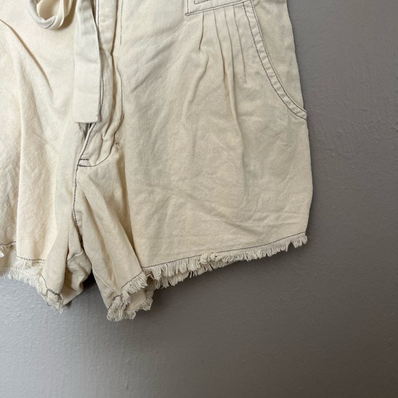 FREE PEOPLE ONE Penny Tie Short Raw Hem High Waisted Size 0 casual white - Picture 3 of 7